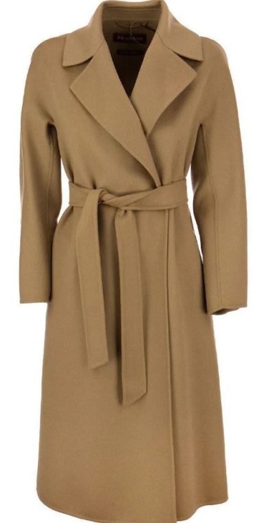 Max Mara Studio. Cashmere Silk Coat. RRP £765.00. Procured for Chinese customer for £550.00 Max Mara Studio. Cashmere Silk Coat. RRP £765.00. Procured for Chinese customer for £550.00